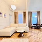 Apartmán - *