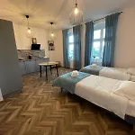 - Apartmán *